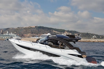 Galeon 335 HT usado à venda