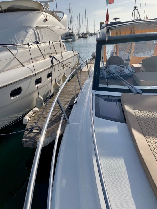 Galeon 335 HT de segunda mano en venta