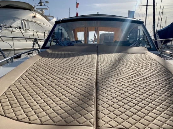 Galeon 335 HT de segunda mano en venta