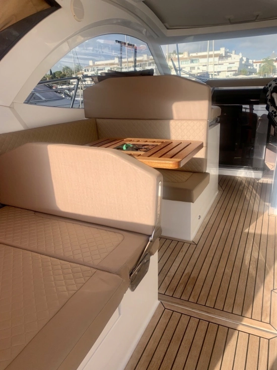 Galeon 335 HT de segunda mano en venta