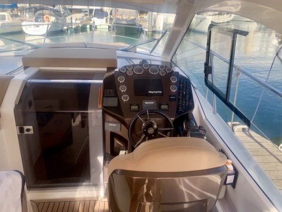 Galeon 335 HT de segunda mano en venta