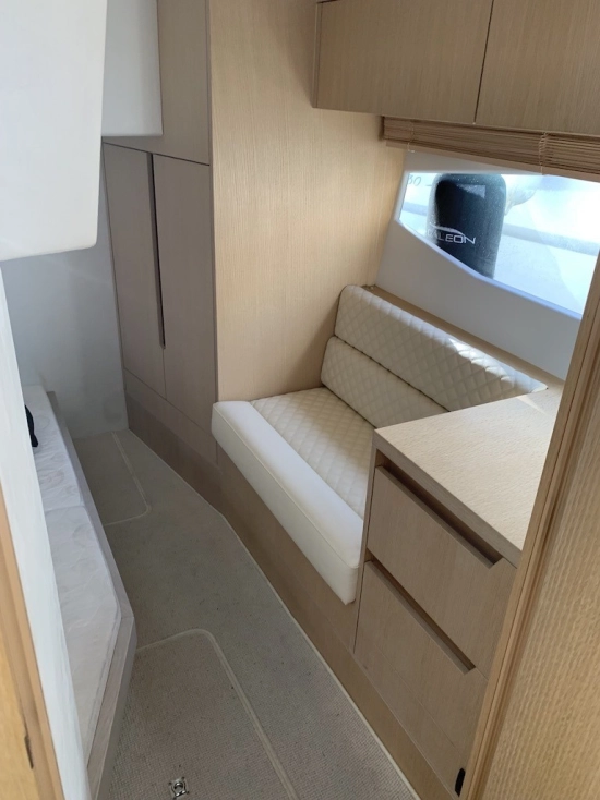 Galeon 335 HT de segunda mano en venta