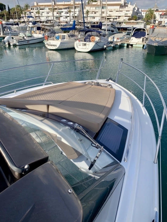 Galeon 335 HT de segunda mano en venta