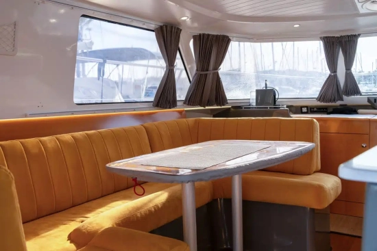 Fountaine Pajot Highland 35 usado à venda