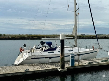 Bavaria Yachts 35 Holiday usado à venda