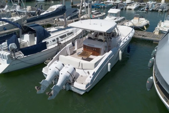 Sessa Marine Key Largo 34 OB usata in vendita