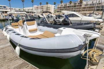 Ranieri Cayman 23.0 Sport de segunda mano en venta