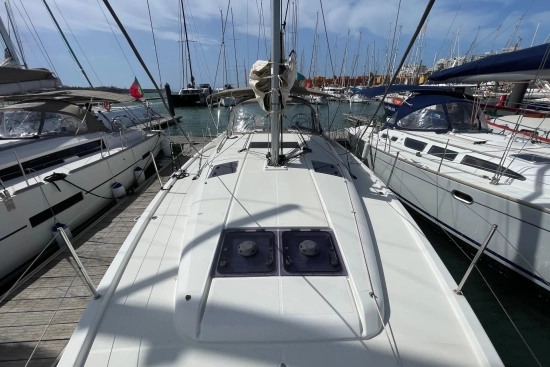Jeanneau Sun Odyssey 440 usado à venda