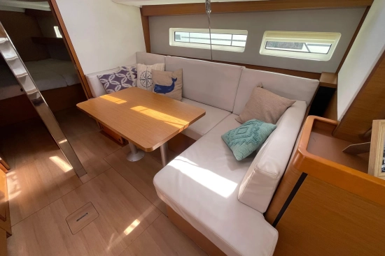 Jeanneau Sun Odyssey 440 usado à venda