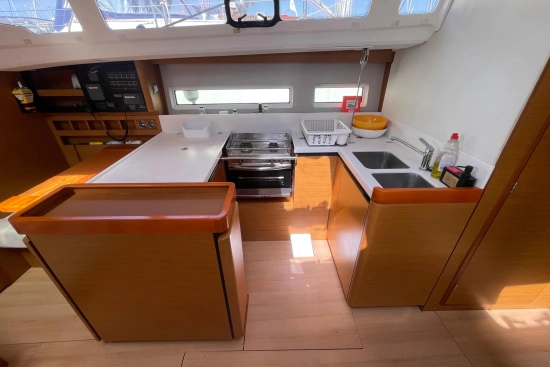 Jeanneau Sun Odyssey 440 usado à venda