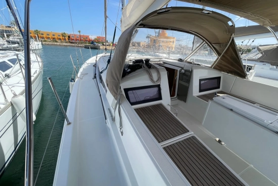 Jeanneau Sun Odyssey 440 usado à venda