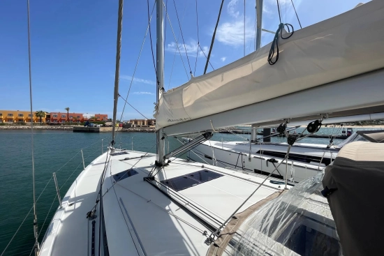 Jeanneau Sun Odyssey 440 usado à venda