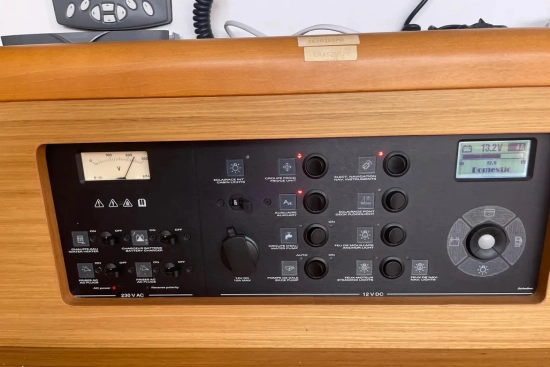 Jeanneau Sun Odyssey 50 DS usata in vendita