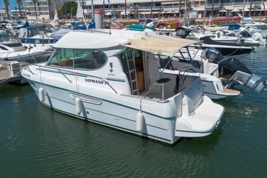 Jeanneau Merry Fisher 805 de segunda mano en venta