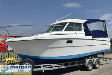 Jeanneau Merry Fisher 695 Inboard usado à venda