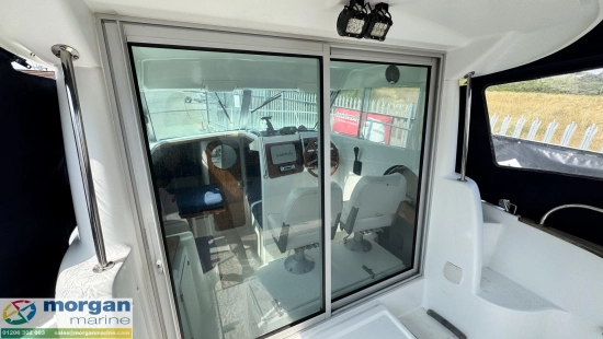 Jeanneau Merry Fisher 695 Inboard usado à venda