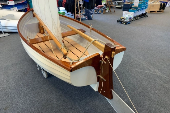 Classic Sailing Dinghy Jade 10 usata in vendita