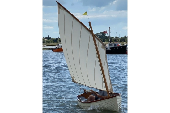 Classic Sailing Dinghy Jade 10 usata in vendita