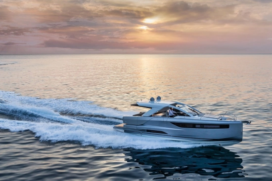 Jeanneau DB 43 IB novos à venda