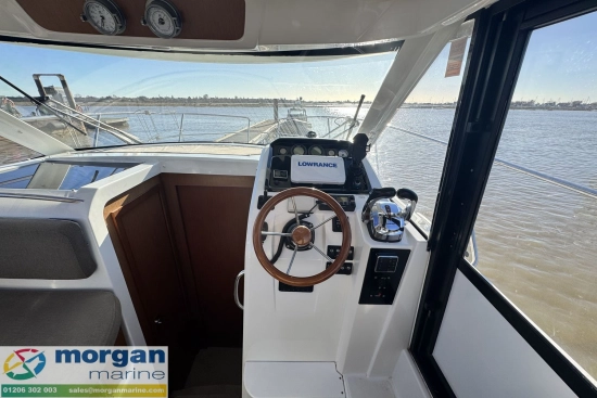 Jeanneau Merry Fisher 855 usado à venda