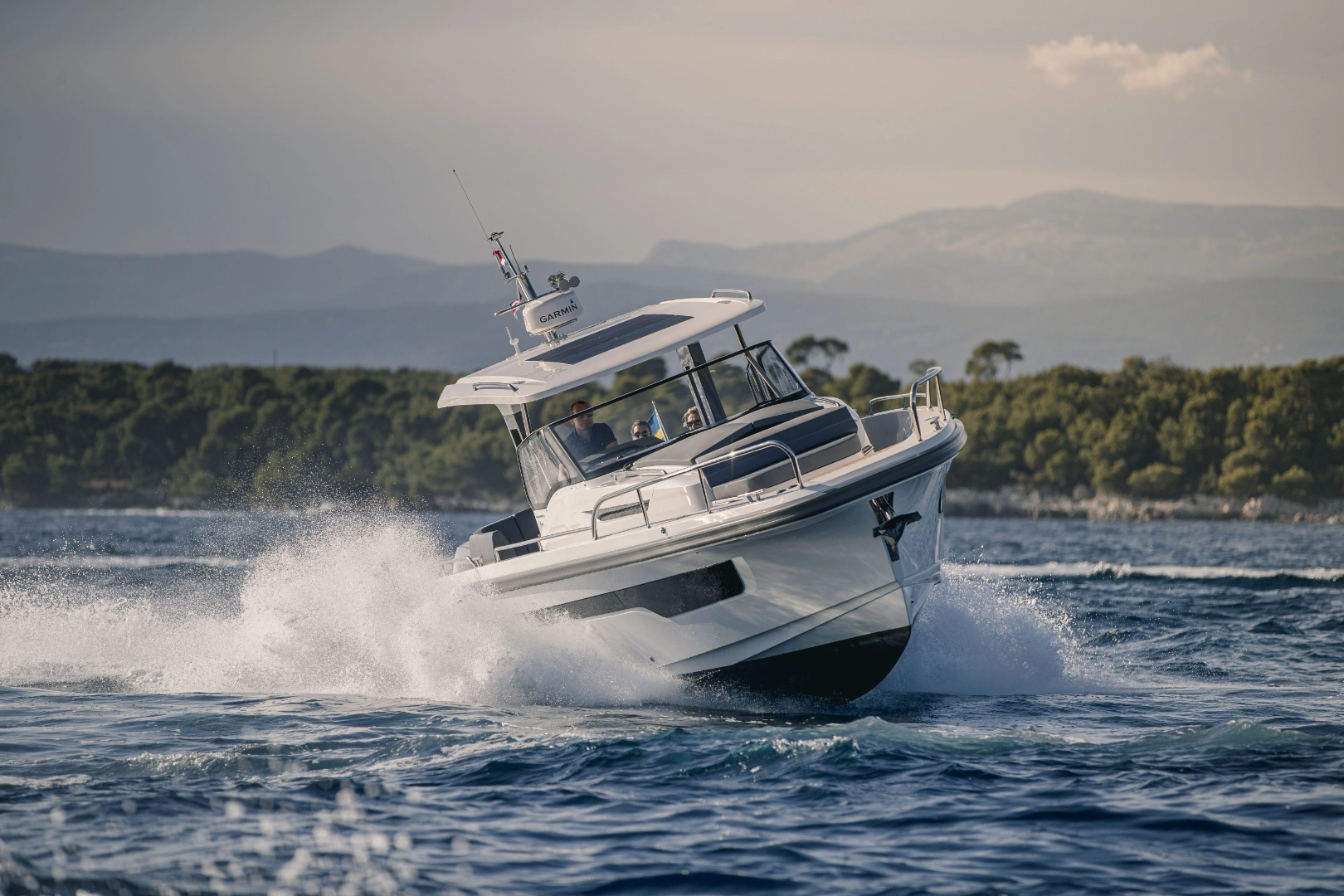 Nimbus Tender 11 (T11) nuevo en venta