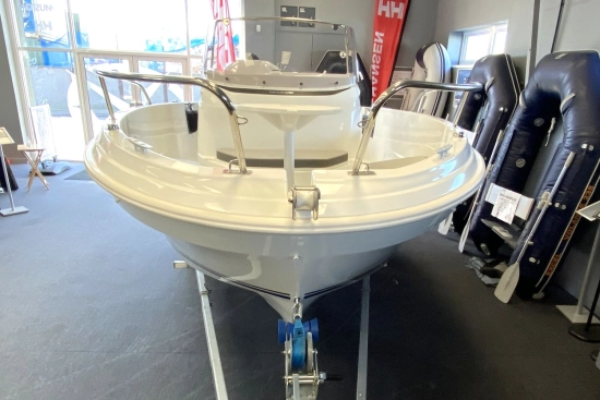 Jeanneau Cap Camarat 5.5 CC novos à venda