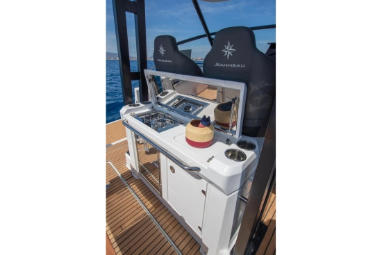 Jeanneau Cap Camarat 9.0 Series 2 WA nuova in vendita