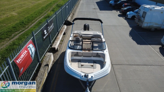 Bayliner VR5 Outboard bowrider usado à venda