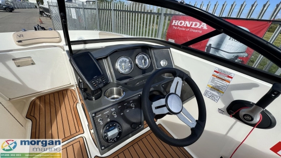 Bayliner VR5 Outboard bowrider usado à venda