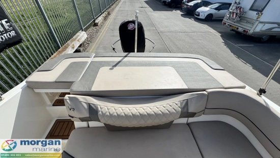 Bayliner VR5 Outboard bowrider usado à venda