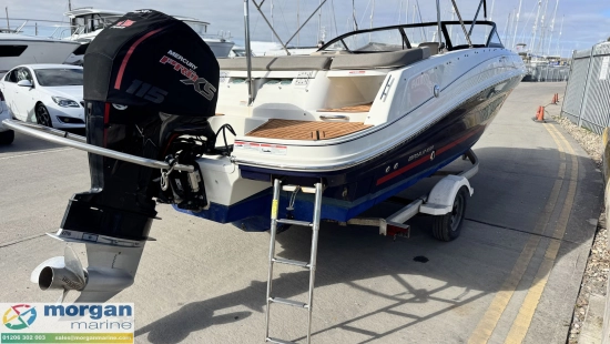 Bayliner VR5 Outboard bowrider usado à venda
