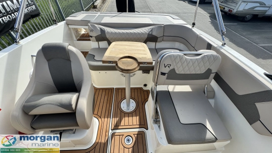 Bayliner VR5 Outboard bowrider usado à venda