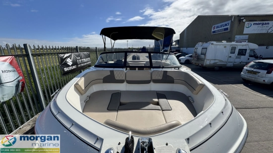 Bayliner VR5 Outboard bowrider usado à venda