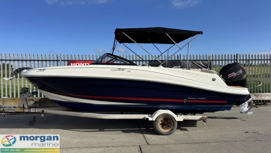 Bayliner VR5 Outboard bowrider usado à venda