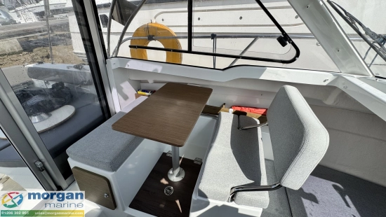 Beneteau Antares 6 usado à venda