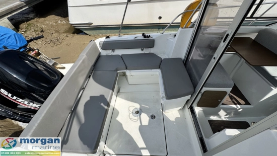Beneteau Antares 6 usado à venda