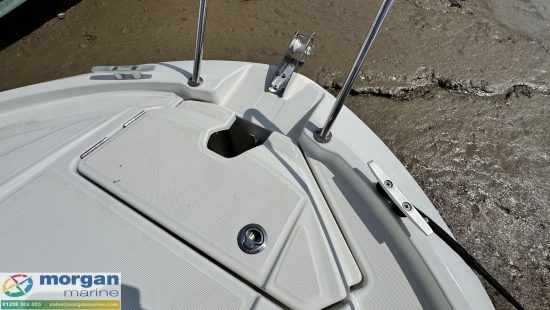 Beneteau Antares 6 usado à venda