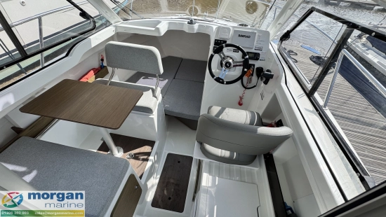 Beneteau Antares 6 usado à venda