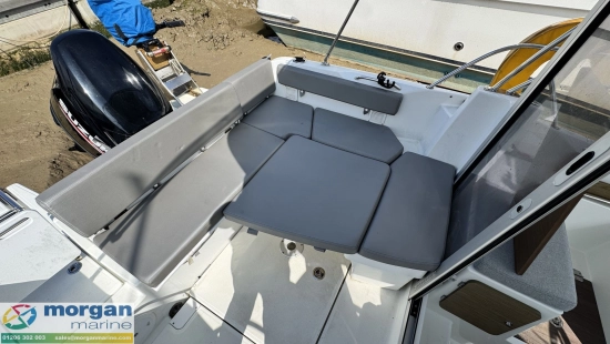 Beneteau Antares 6 usado à venda