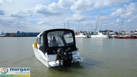 Beneteau Antares 6 usado à venda
