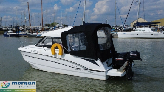 Beneteau Antares 6 usado à venda
