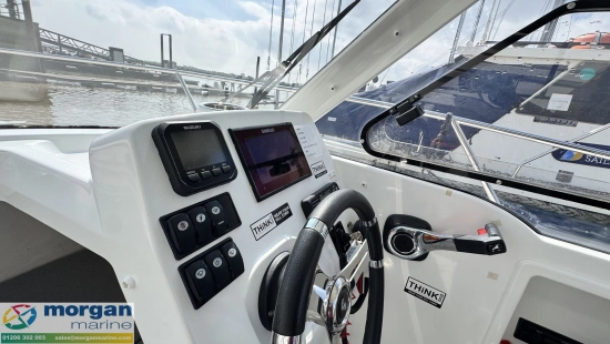 Beneteau Antares 6 usado à venda