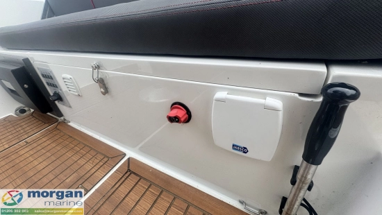 Ocean Master 630 WA usado à venda