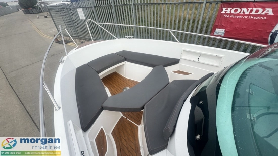 Ocean Master 630 WA usado à venda