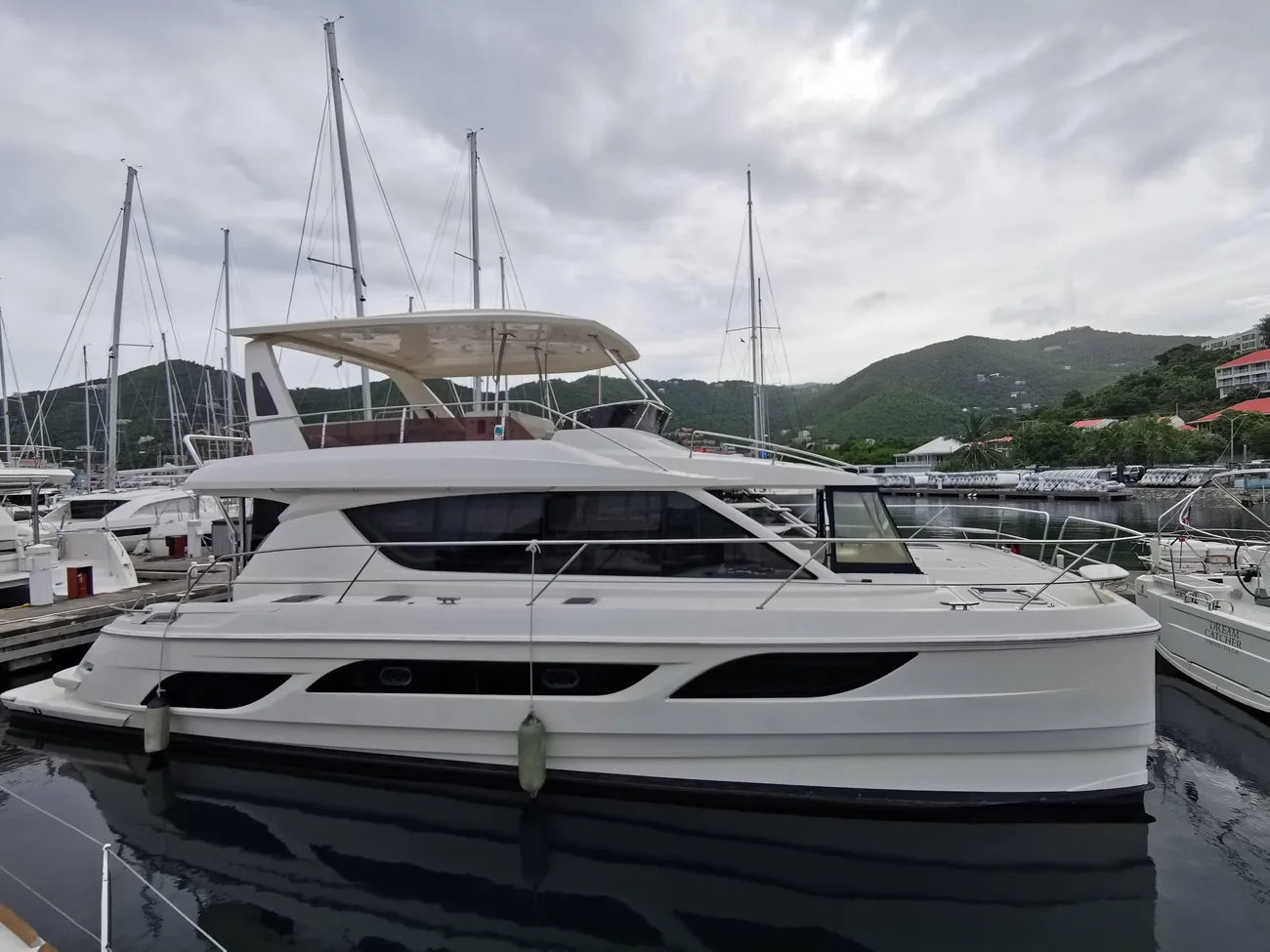 Aquila 48 usata in vendita