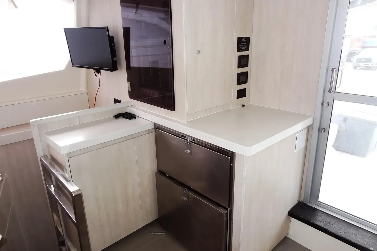 Leopard 51 Powercat de segunda mano en venta