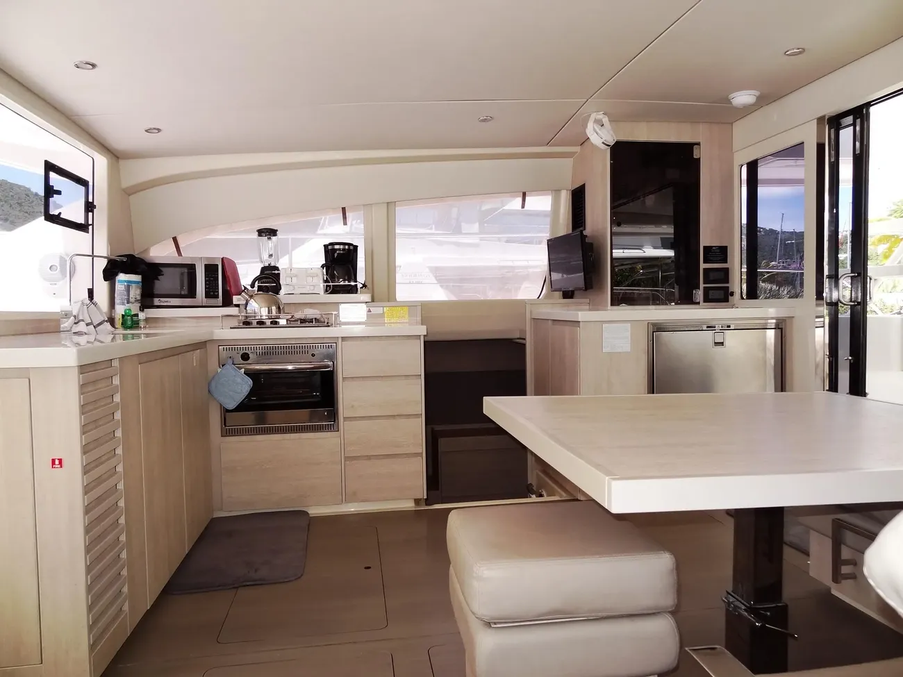 Leopard 43 Powercat usata in vendita
