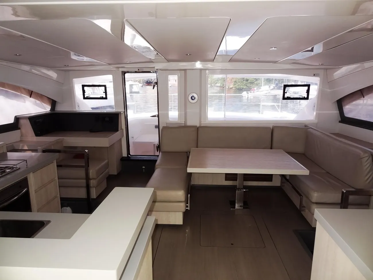Leopard 51 Powercat usata in vendita