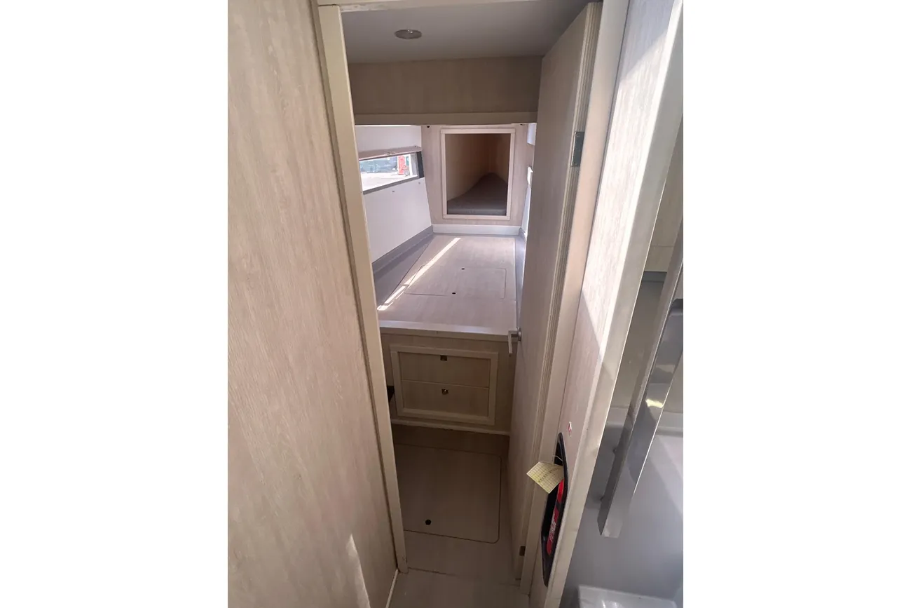 Leopard 43 Powercat de segunda mano en venta
