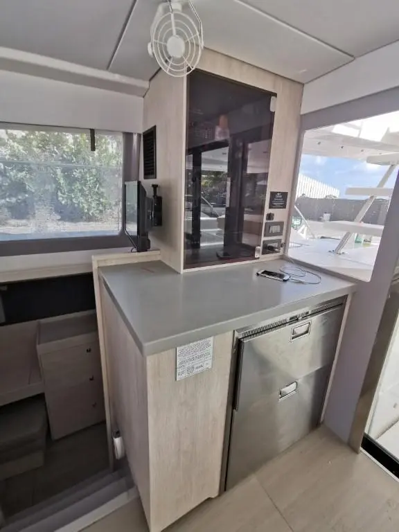 Leopard 43 Powercat de segunda mano en venta